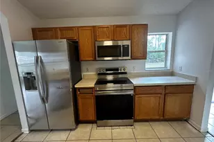 18 Red Clover Ln, Palm Coast, FL 32164 - Photo 4