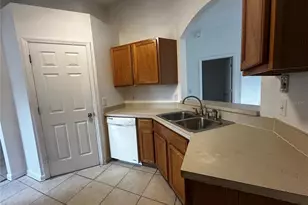 18 Red Clover Ln, Palm Coast, FL 32164 - Photo 6