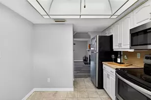2250 S Palmetto Ave, South Daytona, FL 32119 - Photo 8