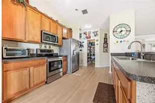 33 Royal Leaf Ln, Palm Coast, FL 32164 - Photo 14