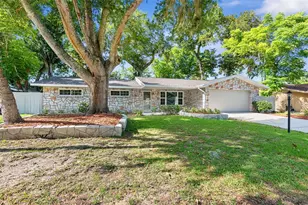 107 Wimbledon Ct, Port Orange, FL 32127 - Photo 2