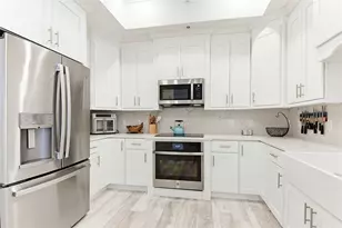 200 Ocean Crest Dr, Palm Coast, FL 32137 - Photo 10