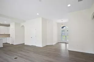8 Kaiser Pl, Palm Coast, FL 32164 - Photo 12