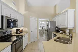 36 Cloverdale Ct N, Palm Coast, FL 32137 - Photo 6