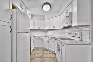 73 Buttonworth Dr, Palm Coast, FL 32137 - Photo 12