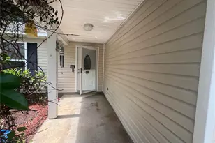 92 Wheatfield Dr, Palm Coast, FL 32164 - Photo 2