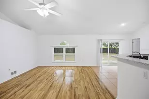 38 Bud Field Dr, Palm Coast, FL 32137 - Photo 12