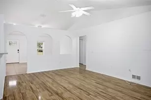 38 Bud Field Dr, Palm Coast, FL 32137 - Photo 10