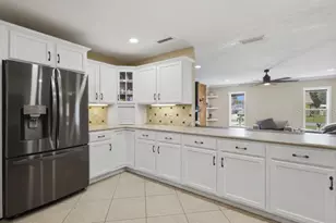 504 N Cherry St, Bunnell, FL 32110 - Photo 18