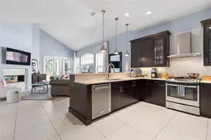 16 Marbella Ct, Palm Coast, FL 32137 - Photo 2
