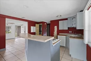 2605 Yale Rd, South Daytona, FL 32119 - Photo 4