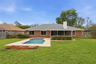 77 Bruning Ln, Palm Coast, FL 32137 - Photo 2