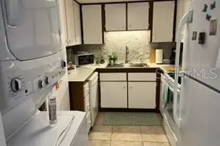 48 Club House Dr, Palm Coast, FL 32137 - Photo 2