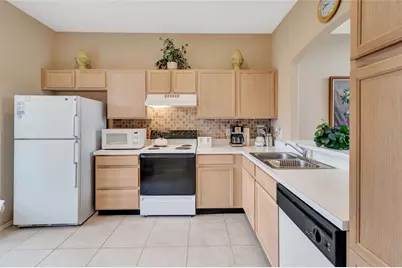 2613 Spring Hill Drive, Kissimmee, FL 34743 - Photo 8