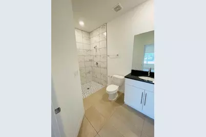 15 Crabtree Court #B, Palm Coast, FL 32137 - Photo 12