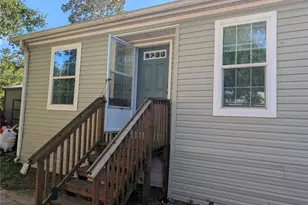 13 Magnolia Rd, Palm Coast, FL 32137 - Photo 2