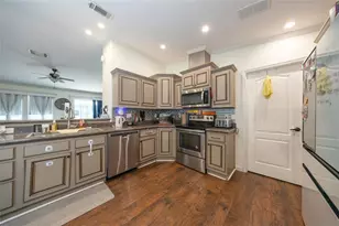 13 Magnolia Rd, Palm Coast, FL 32137 - Photo 10