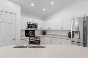 9 Reid Pl, Palm Coast, FL 32164 - Photo 14