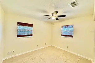 29 Foxhall Ln, Palm Coast, FL 32137 - Photo 8