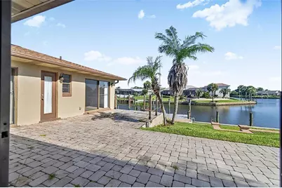 10 Crow Court, Palm Coast, FL 32137 - Photo 6