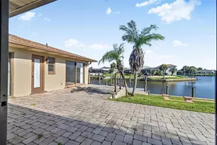 10 Crow Ct, Palm Coast, FL 32137 - Photo 6