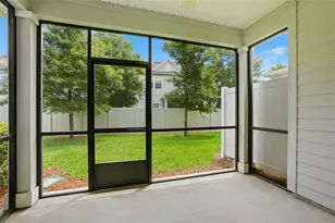 1680 Pottsburg Point Dr, Jacksonville, FL 32207 - Photo 2