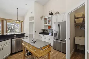 25 Cottonwood Ct, Palm Coast, FL 32137 - Photo 10
