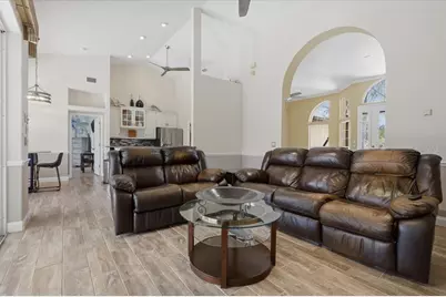 25 Cottonwood Court, Palm Coast, FL 32137 - Photo 14
