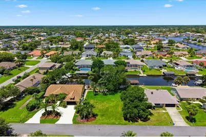 25 Cottonwood Court, Palm Coast, FL 32137 - Photo 48
