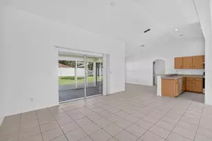 8 Pillory Ln, Palm Coast, FL 32164 - Photo 12