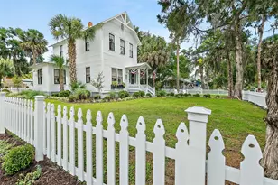 220 S 4th St, Palatka, FL 32177 - Photo 10