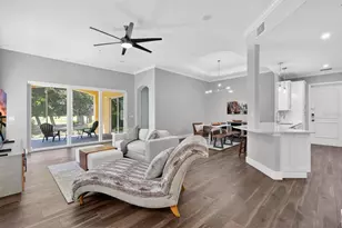 35 Casa Bella Cir, Palm Coast, FL 32137 - Photo 4