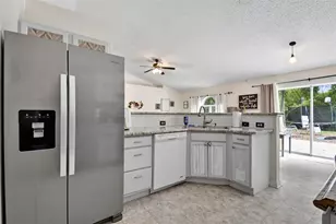 195 Parkview Dr, Palm Coast, FL 32164 - Photo 42