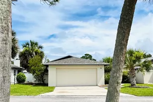 79 Club House Dr, Palm Coast, FL 32137 - Photo 2