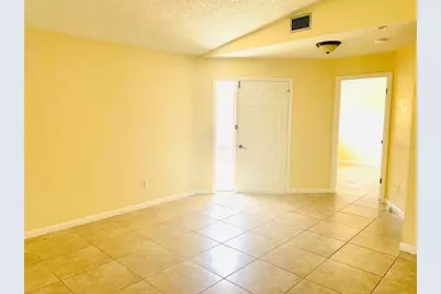 79 Club House Drive, Palm Coast, FL 32137 - Photo 8