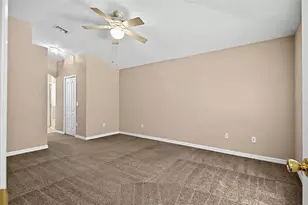 132 Berkshire Ln, Palm Coast, FL 32137 - Photo 18