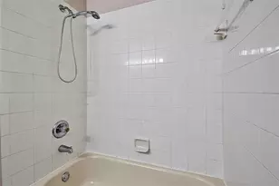 132 Berkshire Ln, Palm Coast, FL 32137 - Photo 50