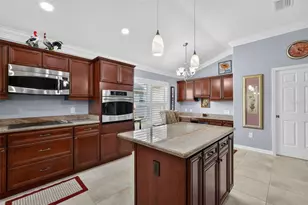 1614 Pennecamp Dr, The Villages, FL 32162 - Photo 26