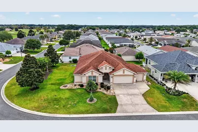 1614 Pennecamp Drive, The Villages, FL 32162 - Photo 4