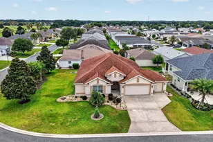 1614 Pennecamp Dr, The Villages, FL 32162 - Photo 4