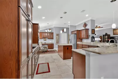 1614 Pennecamp Drive, The Villages, FL 32162 - Photo 24