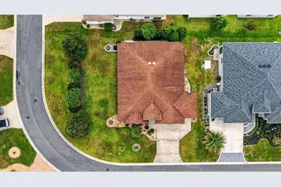 1614 Pennecamp Drive, The Villages, FL 32162 - Photo 12