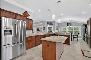 1614 Pennecamp Dr, The Villages, FL 32162 - Photo 30