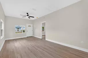 708 Madison St, Palatka, FL 32177 - Photo 6