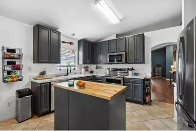 24 Riviera Estates Court, Palm Coast, FL 32164 - Photo 4