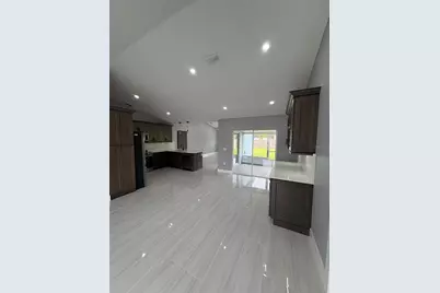 32 Emerson Drive, Palm Coast, FL 32164 - Photo 2