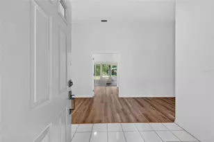 11 Walnut Pl, Palm Coast, FL 32164 - Photo 4