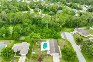 1 Pauline Pl, Palm Coast, FL 32164 - Photo 2