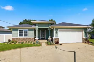 45 Laramie Dr, Palm Coast, FL 32137 - Photo 2