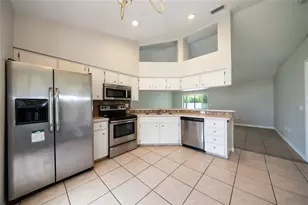 37 Rockefeller Dr, Palm Coast, FL 32164 - Photo 4